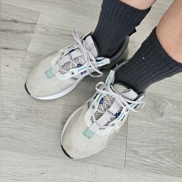 Nike | Air Max GS 'Photon Dust Clear Emerald' sporty sneakers | WMS 7.5 - Picture 4 of 13